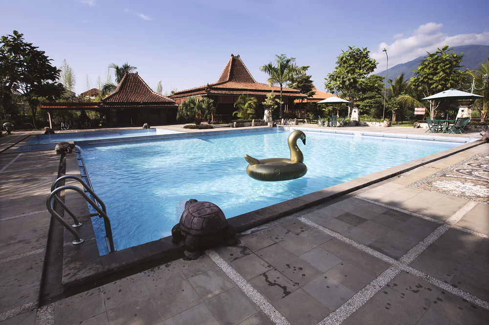 Hotel Melva Balemong à Semarang Extérieur photo