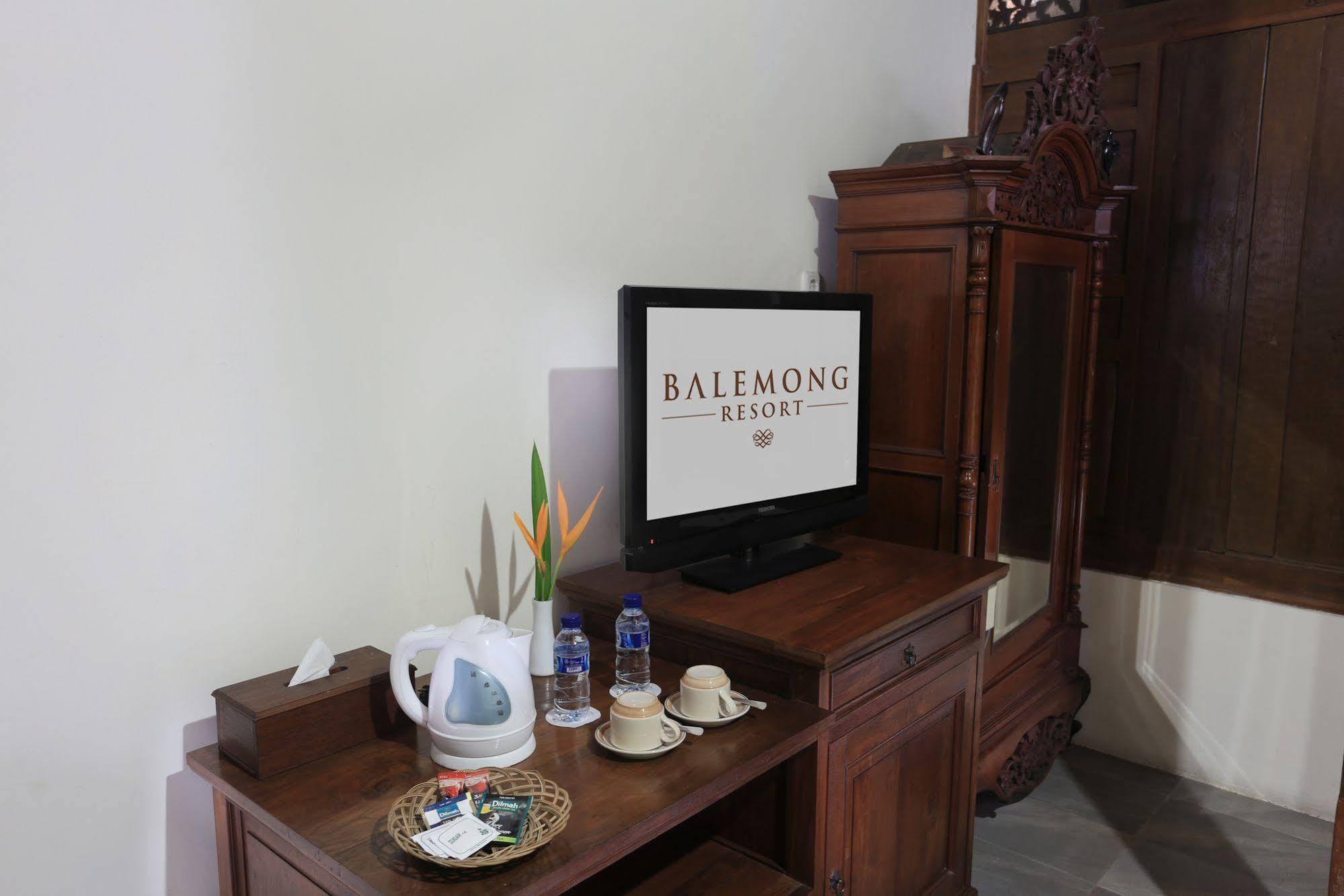 Hotel Melva Balemong à Semarang Extérieur photo