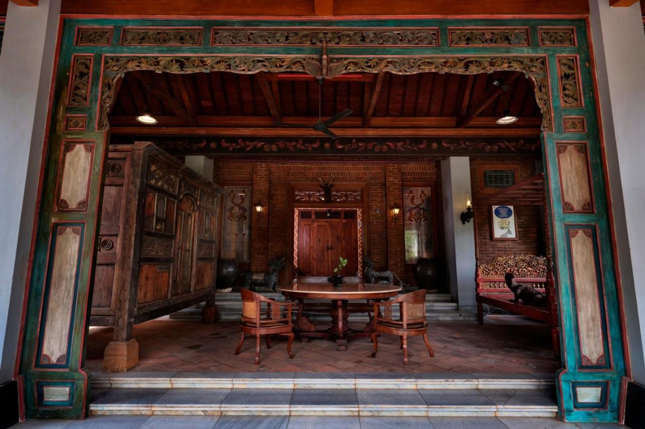 Hotel Melva Balemong à Semarang Extérieur photo