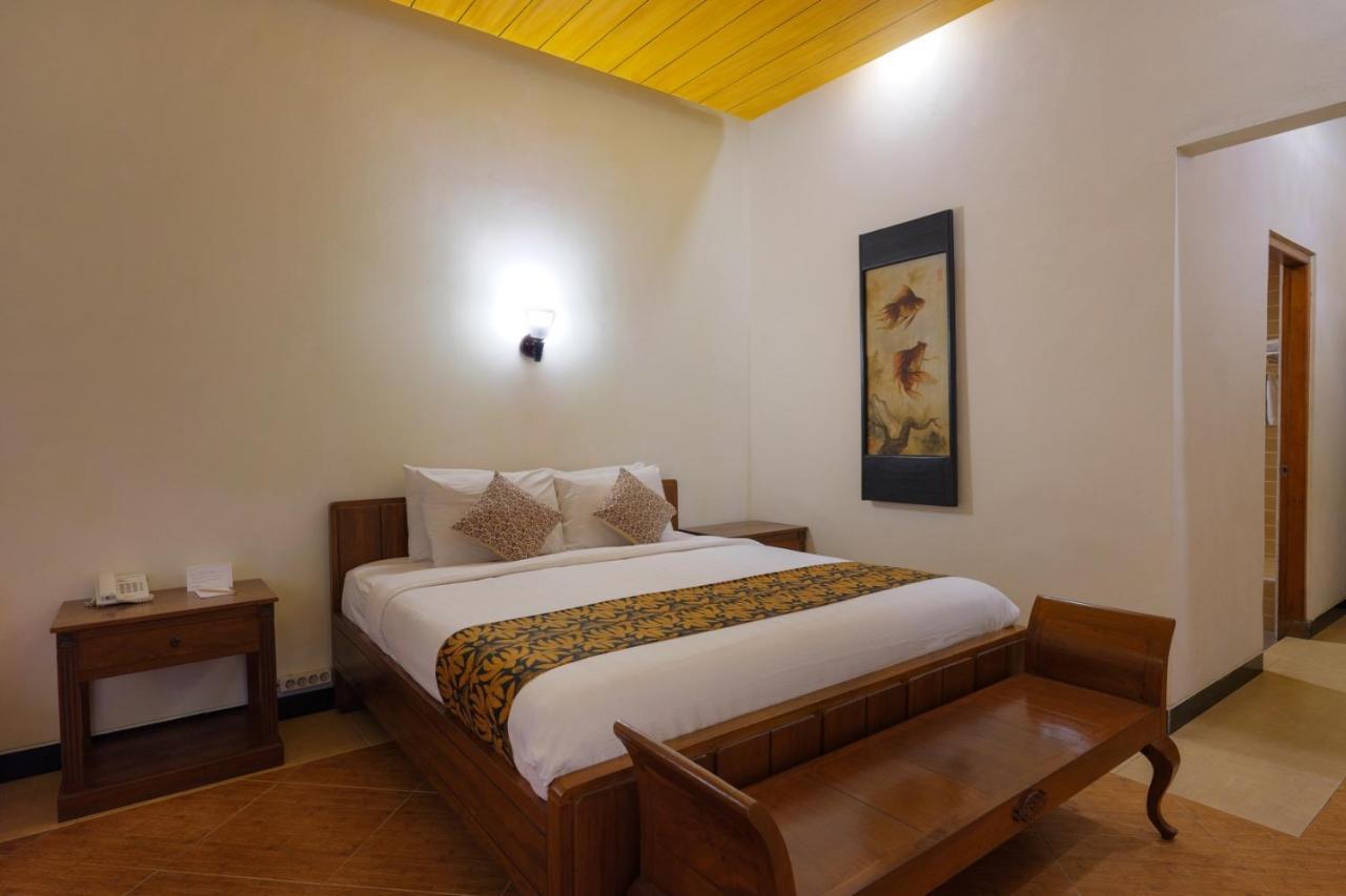 Hotel Melva Balemong à Semarang Extérieur photo