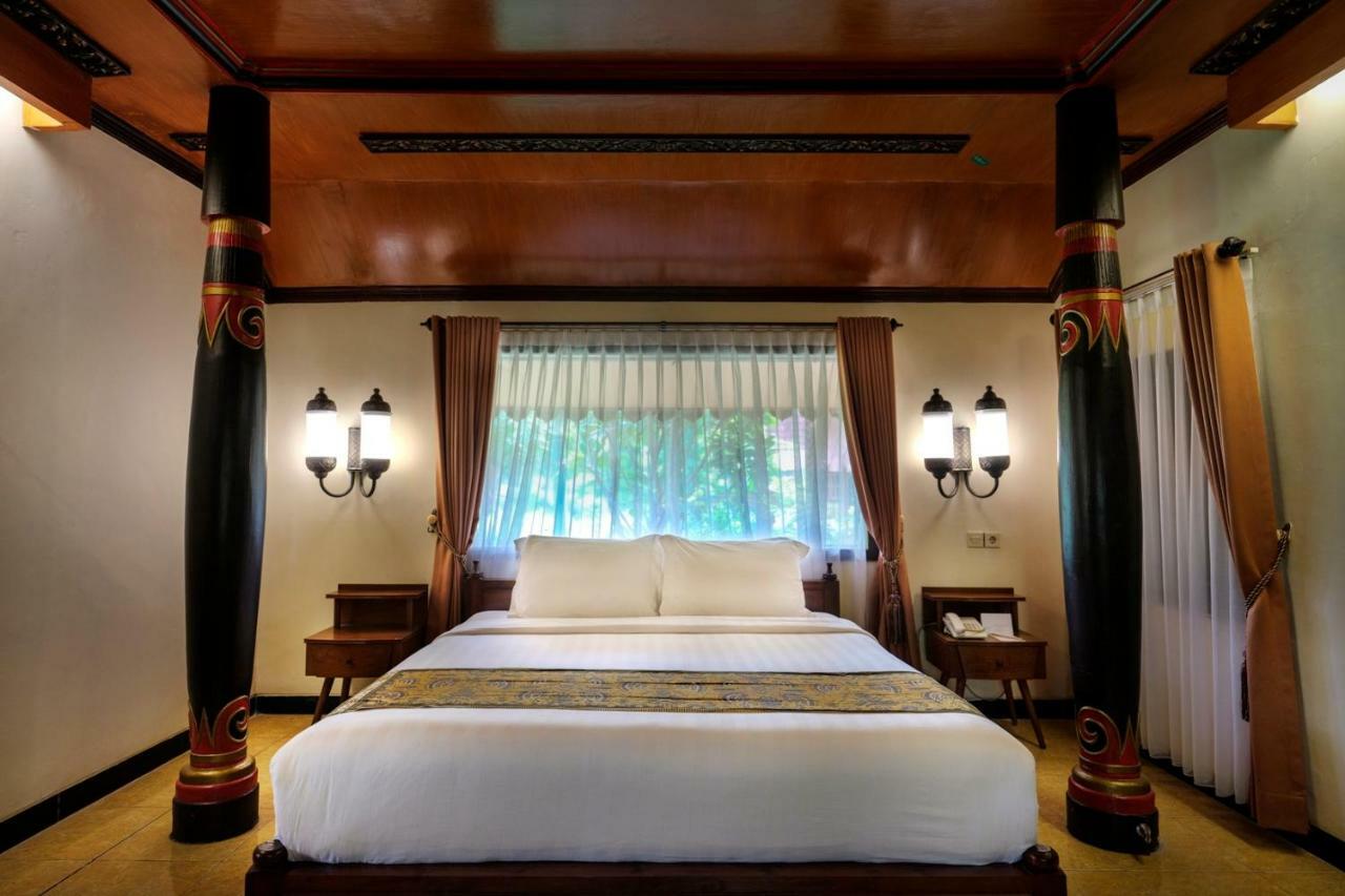 Hotel Melva Balemong à Semarang Extérieur photo