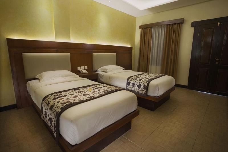 Hotel Melva Balemong à Semarang Extérieur photo